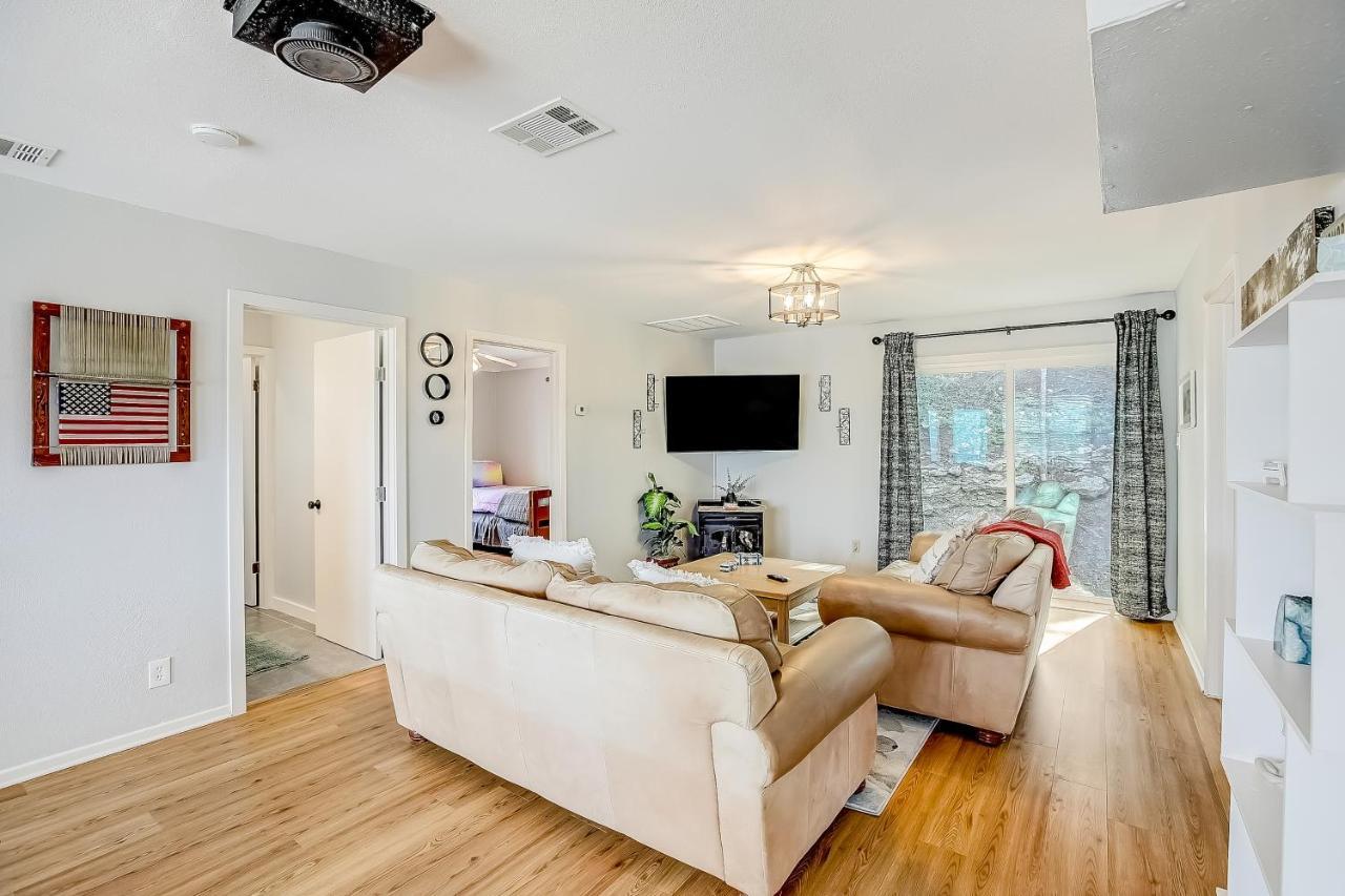 Lakeview Lodge Spicewood Esterno foto