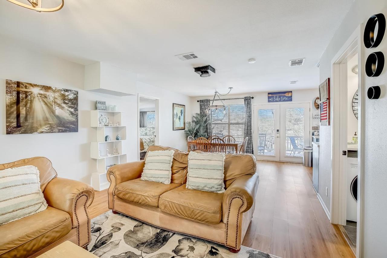 Lakeview Lodge Spicewood Esterno foto