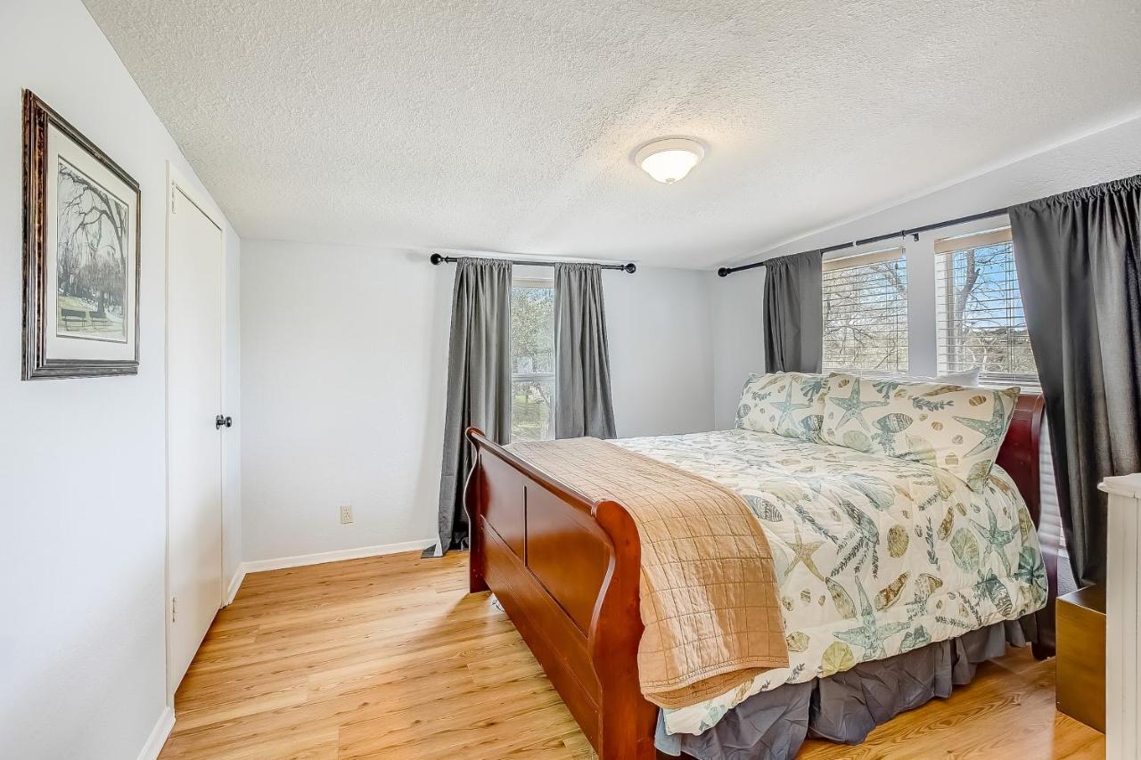 Lakeview Lodge Spicewood Esterno foto